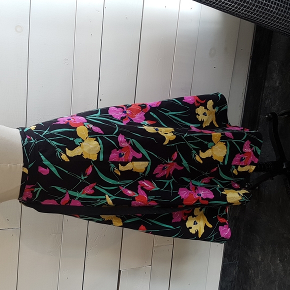 Reversible cotton wrap skirt - Picture 4 of 9